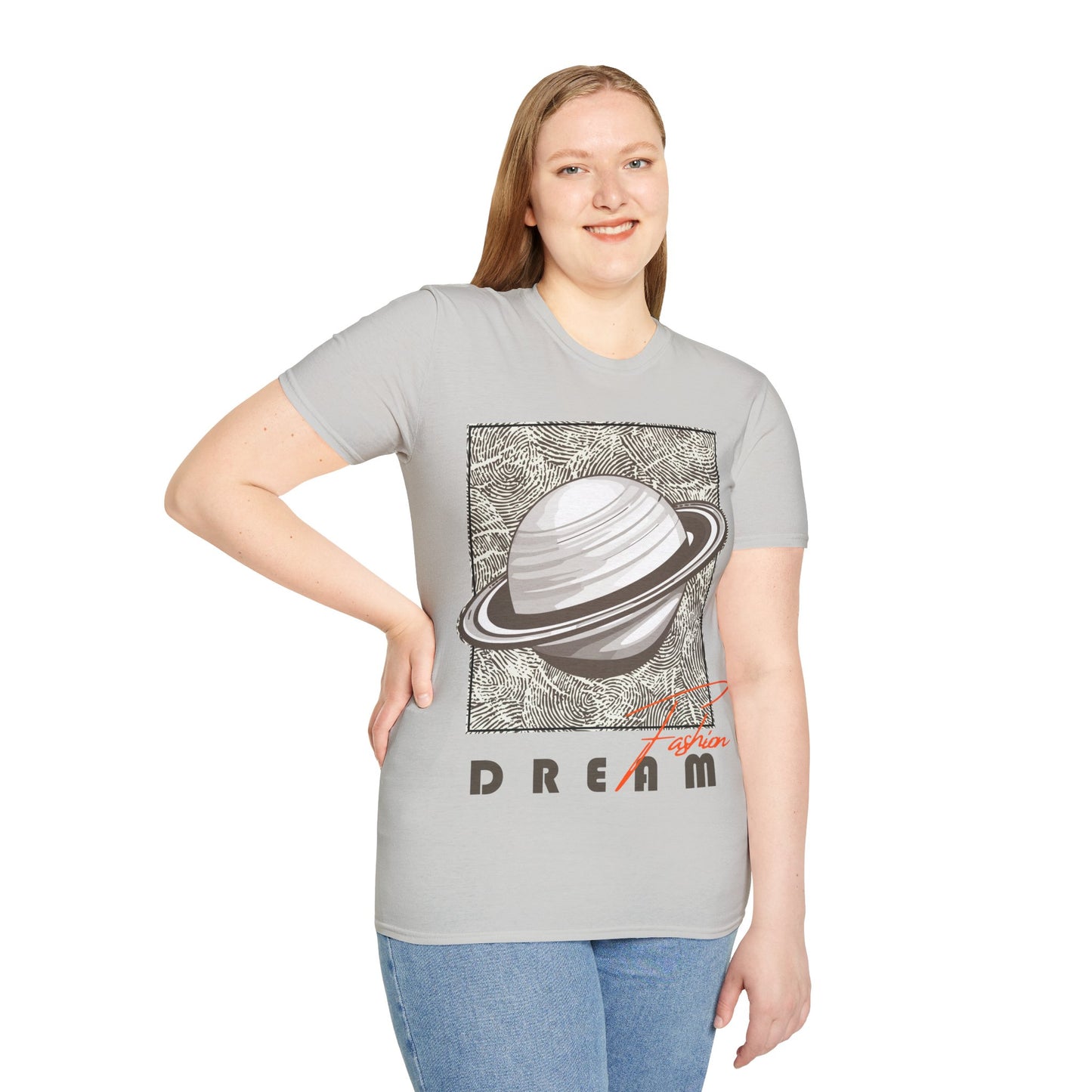 Dreamy Saturn Aesthetic Shirt – Space-Inspired Fashion Tee – Galaxy Text Design – Celestial Style T-shirt – Cosmic Trendy Top
