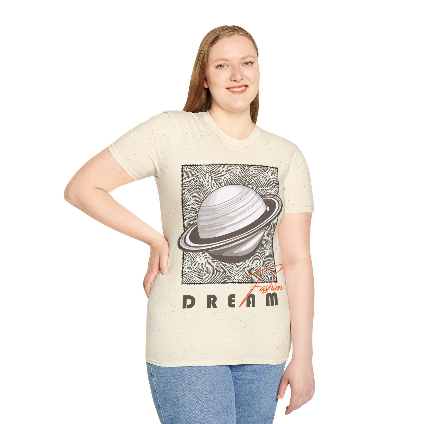 Dreamy Saturn Aesthetic Shirt – Space-Inspired Fashion Tee – Galaxy Text Design – Celestial Style T-shirt – Cosmic Trendy Top