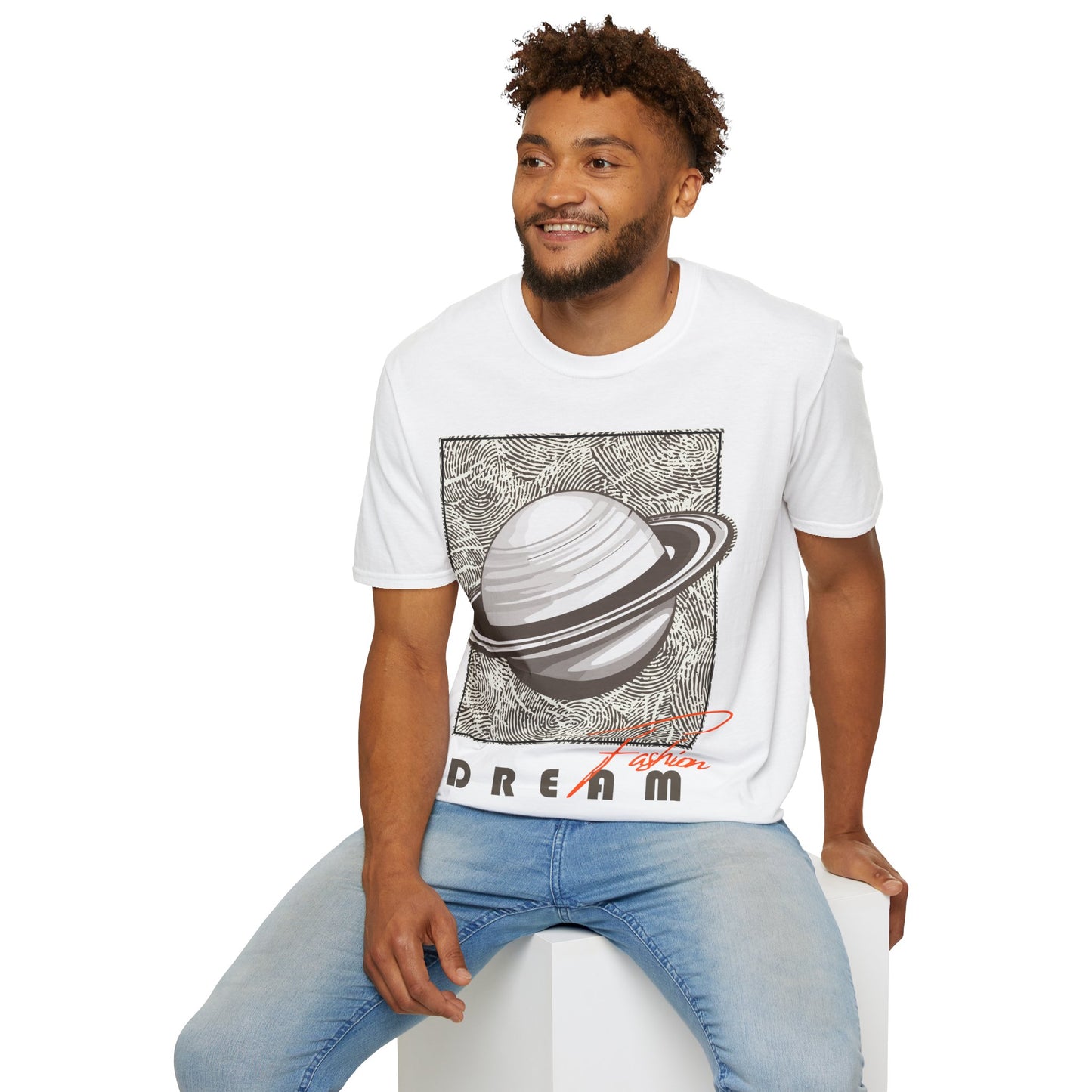 Dreamy Saturn Aesthetic Shirt – Space-Inspired Fashion Tee – Galaxy Text Design – Celestial Style T-shirt – Cosmic Trendy Top