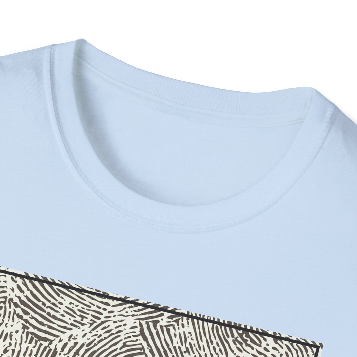 Dreamy Saturn Aesthetic Shirt – Space-Inspired Fashion Tee – Galaxy Text Design – Celestial Style T-shirt – Cosmic Trendy Top