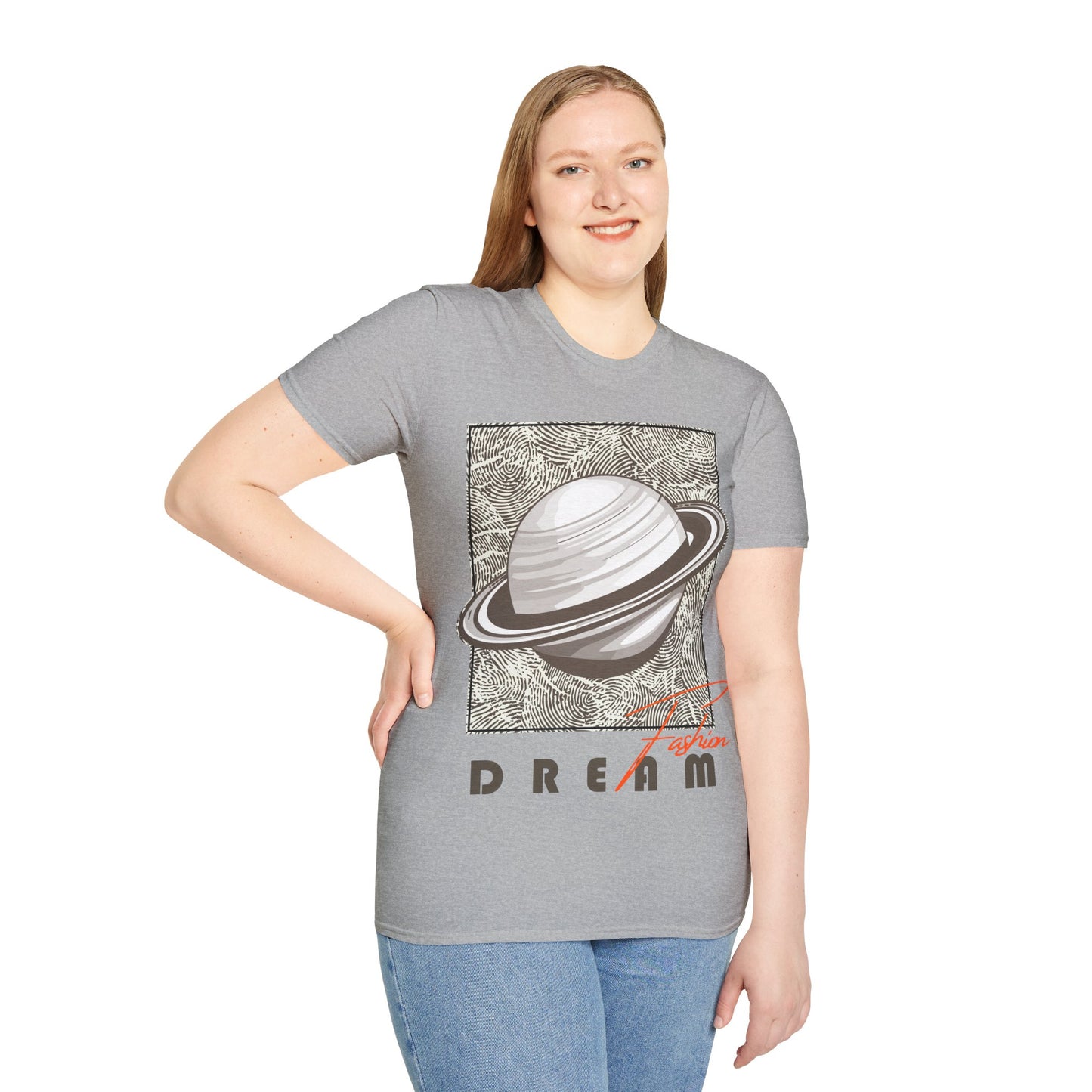Dreamy Saturn Aesthetic Shirt – Space-Inspired Fashion Tee – Galaxy Text Design – Celestial Style T-shirt – Cosmic Trendy Top