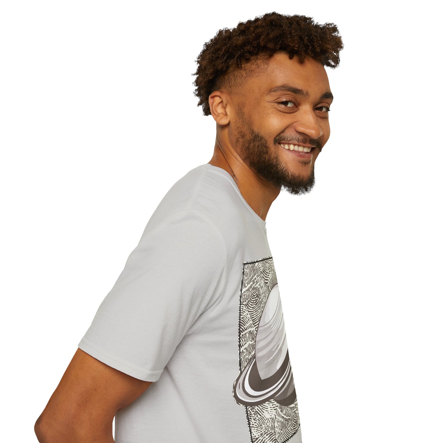 Dreamy Saturn Aesthetic Shirt – Space-Inspired Fashion Tee – Galaxy Text Design – Celestial Style T-shirt – Cosmic Trendy Top