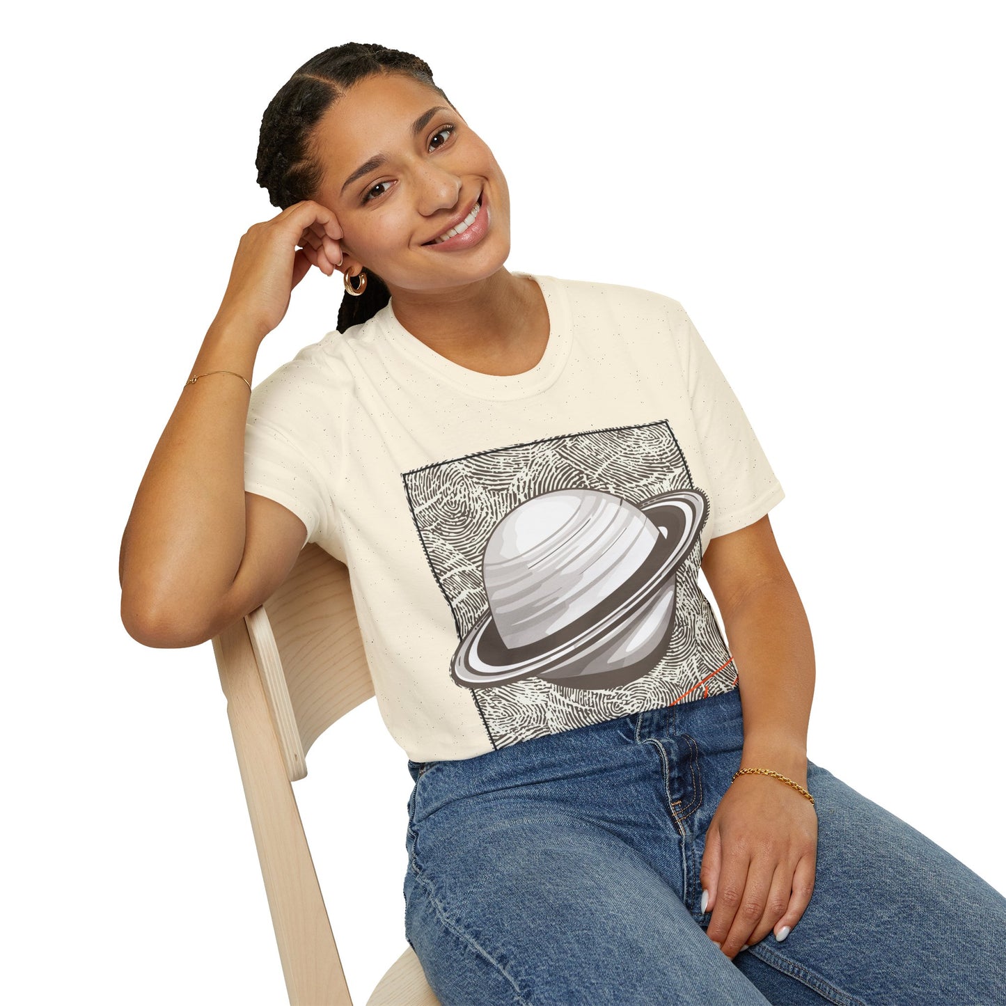 Dreamy Saturn Aesthetic Shirt – Space-Inspired Fashion Tee – Galaxy Text Design – Celestial Style T-shirt – Cosmic Trendy Top