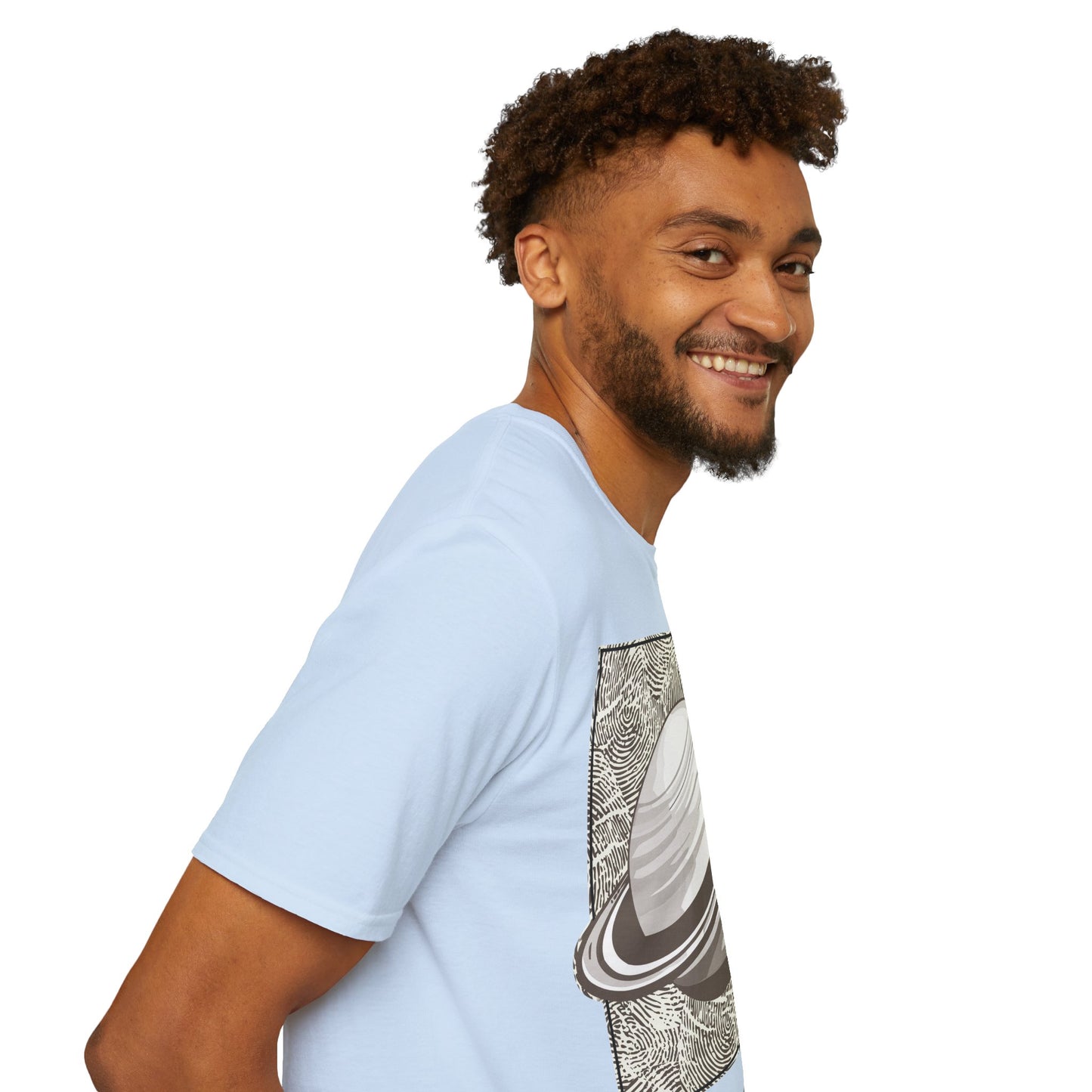 Dreamy Saturn Aesthetic Shirt – Space-Inspired Fashion Tee – Galaxy Text Design – Celestial Style T-shirt – Cosmic Trendy Top