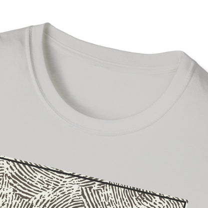 Dreamy Saturn Aesthetic Shirt – Space-Inspired Fashion Tee – Galaxy Text Design – Celestial Style T-shirt – Cosmic Trendy Top